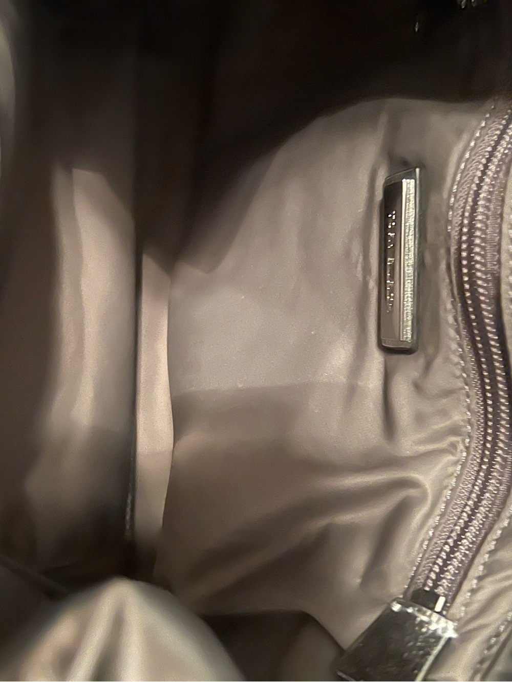 Tory Burch Silver Quilted Puffer Tote with Logo - Picture 3 of 11